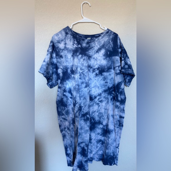Old Navy Dresses & Skirts - Old Navy Tie-Dye T-Shirt Dress XL – Blue & White Oversized Relaxed fit
